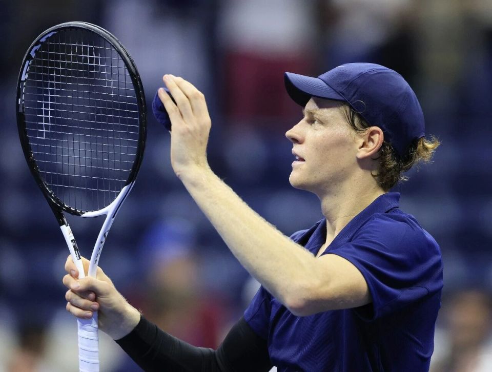 胜塞尔维亚, AA, 天王 胜塞尔维亚, AA, 天王